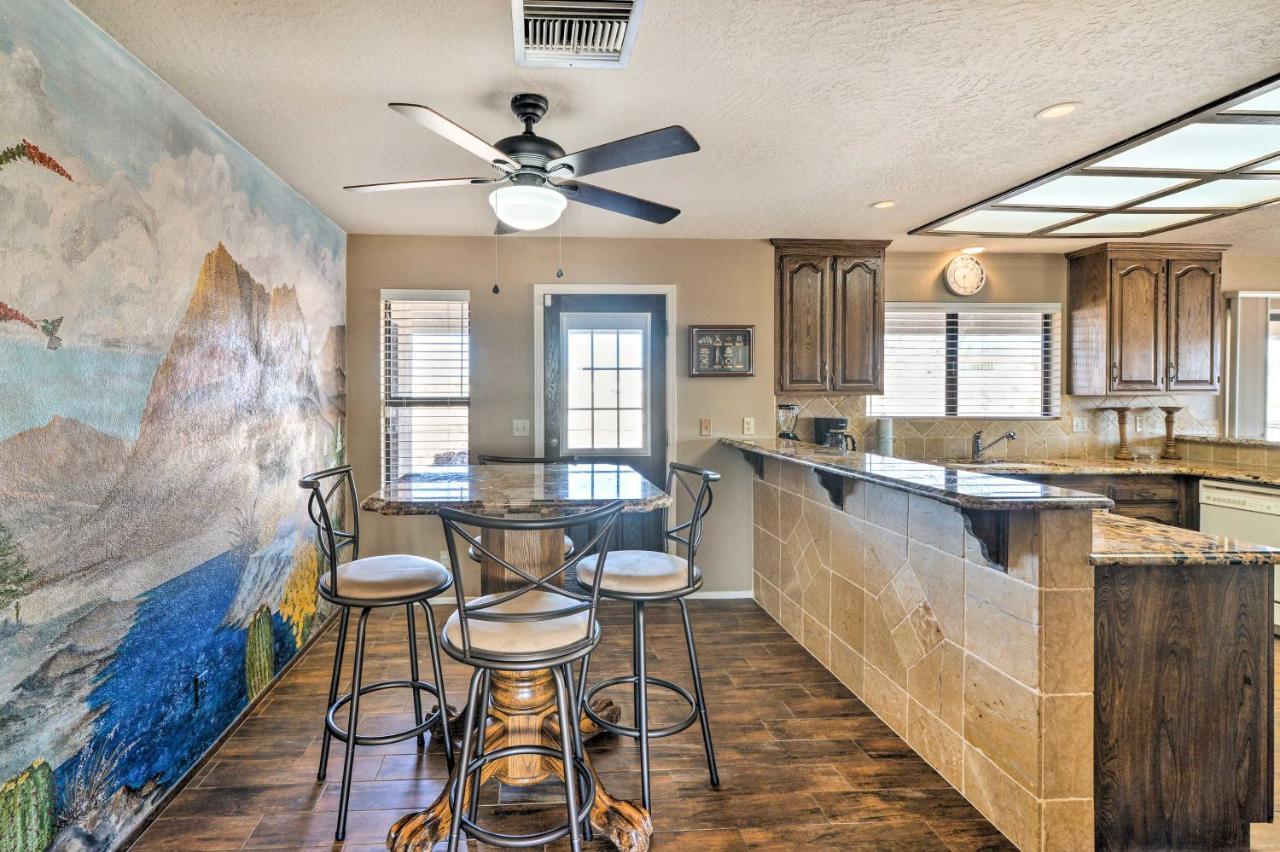 Bullhead City Home With Private Pool, Hot Tub And View Extérieur photo